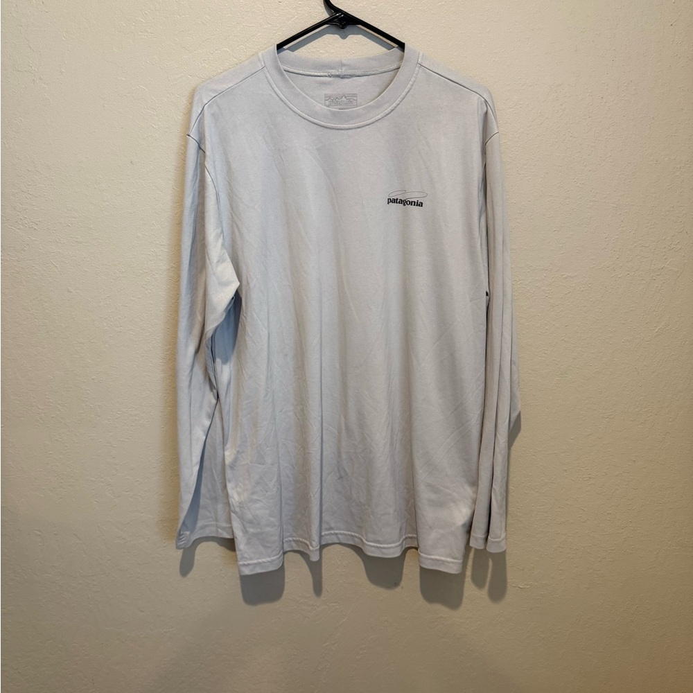 Patagonia White Long Sleeve Tee Crew Neck Relaxed Fit